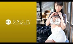 與可愛的笑容相反，將年輕男性職員作為後生的女性經營者登場！