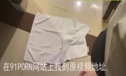 露脸爆乳三套服装合集放出，点赞收藏300追更