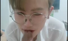 北京CD十三：老师给你补课呀，生理教育课，要把鸡巴交给老师，老师就是欠操的母狗。勾引学生到家里墙上了！