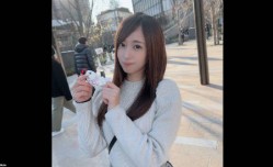 FC2PPV-4342856-初撮影・顔出し！女末の様に可愛くて従順な女のこなのに突かれる度に溢れ出す愛液と淫靡な声と眼差