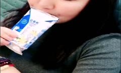 嫂子1，去嫂子家里聊骚把嫂子推倒