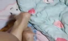 剃毛之后草逼就是爽。第官网二次把小妈操喷水。（上）