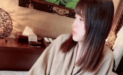 FC2PPV-3583535 大人気のさきちゃんにエッチなコスプレ！ぺちゃでスレンダーな