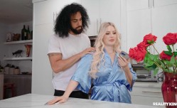 Milf Hunter - Mother's Day
