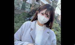 FC2PPV-3241576 初撮影・顔出しいやいや主張しすぎだろ！？世の男を挑発するか