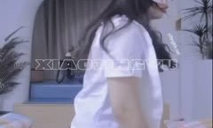最新上市！【年度核弹❤️极品淫[ying]乱】极品超美女神『小鲸鱼』最新付费福利 老婆被
