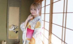 年の差不倫カップルの一日温泉あいびき ～浴衣がくずれちゃうネ～樫乃りな
