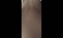 我妹mei穿丝袜撅起白嫩屁股被我玩弄肥嫩小[xiao]穴，肉嫩水多，视频补充版
